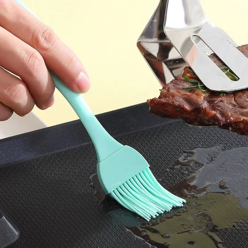 Pędzel silikonowy do oleju i sosów pędzelek kuchenny do grilla BBQ